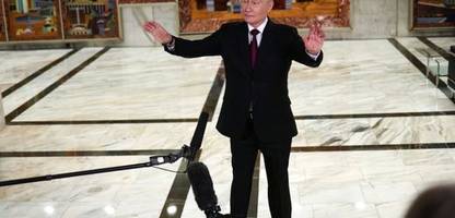 Steve Wittkof und Jared Kushner in Moskau: Für seine Gäste aus den USA hat Putin erst am Abend Zeit