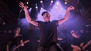 selig in der fabrik: genug pathos, um sich für die dunklen tage was einzutuppern