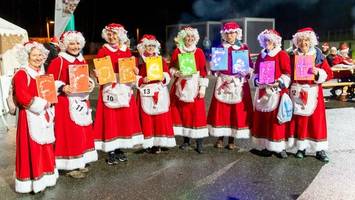 zipfelmützen-nacht im stadtpark: invasion der weihnachts-fans