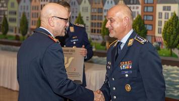 „Bester Verband der Luftwaffe“: Große Ehre für Kaserne in Appen