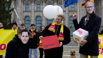 „Niveaulos“: Hoden-Anspielung von FDP-Nachwuchs bringt CDU auf die Palme