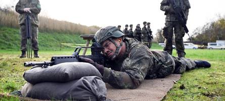 schulstreik gegen wehrdienstpläne: wo in bayern aktionen geplant sind