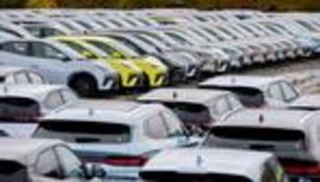 elektromobilität: verband: politik kann e-auto-nachfrage deutlich ankurbeln