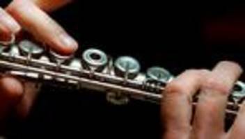 lehrermangel an musikschulen: nicht ohne meine querflötenlehrerin