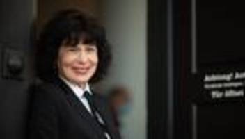 Literaturpreis: Monika Helfer erhält im Januar Carl-Zuckmayer-Medaille