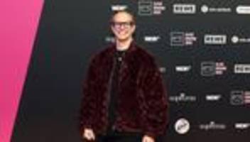 Musik: DJ Alle Farben nach Unfall: Ich habe überlebt