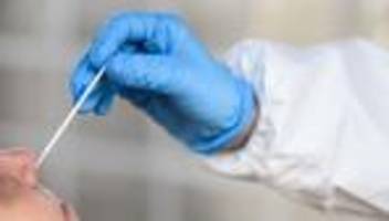 Prozess um Corona-Tests: Testzentrum-Betreiber soll 221.000 Euro erschlichen haben