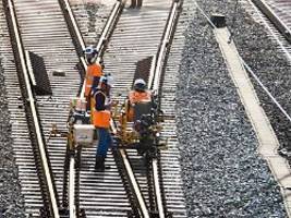 Deutlich erhöhte Mittel: Bund will Deutscher Bahn weitere Milliardenspritze verpassen