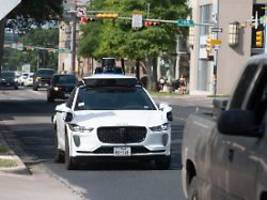 Selbstbewusster Stil: Robo-Taxis von Waymo drängeln jetzt zurück