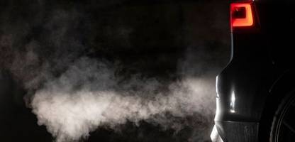 bundesumweltminister verschiebt programm gegen die klimakrise