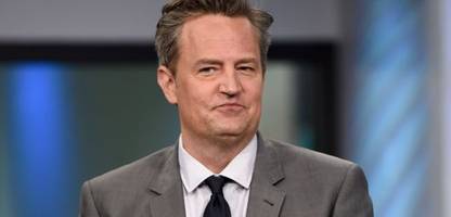 matthew perry: arzt muss wegen ketamin-tod von »friends«-schauspieler 30 monate in haft