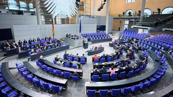 abgeordnete können wieder business-class fliegen – auf steuerzahlerkosten