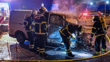 Sixt-Transporter geht in Flammen auf – Feuerwehreinsatz in Billbrook