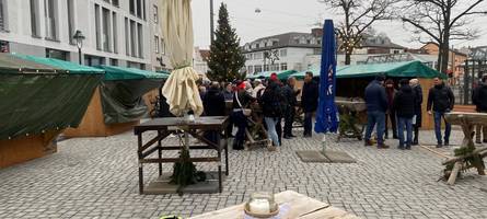 es ist angerichtet: weihnachtsmarkt startet am neuen stadtplatz in lechhausen