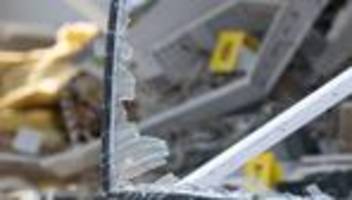 Kriminalität: Geldautomat in Coswig gesprengt - hoher Sachschaden