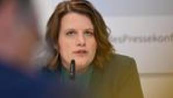 Protest gegen Wehrpflichtpläne: Schulstreik? - Ministerin spricht von normalem Schultag