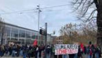 Zukunftsfrage: Schüler gegen Wehrdienstpläne: Perspektiven, keine Befehle