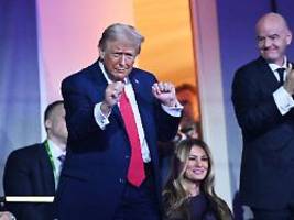 Ach, um Fußball ging's auch?: Die WM-Auslosung verrottet zum unerträglichen Fiebertraum