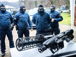 Kräfte schnell klug bündeln: Dobrindts Drohnenabwehrzentrum startet noch im Dezember