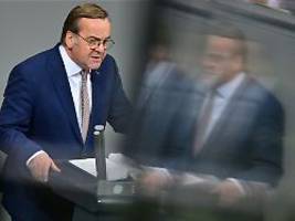 musterung für 18-jährige pflicht: bundestag nimmt pläne für neuen wehrdienst an