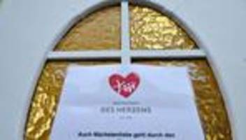 aktion für bedürftige: restaurant des herzens: essen für menschen mit wenig geld