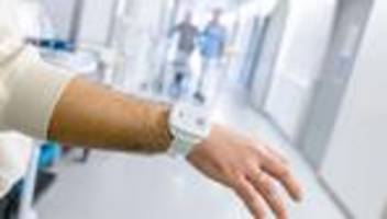 Krankenhauskeime: Patienten-Armbänder legen Infektionsketten offen