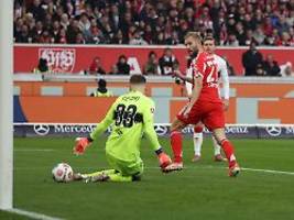 fc augsburg schockt bayer 04: fc bayern zerlegt stuttgart mit kane, nübel und tricktor