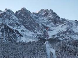 lawine erfasst 19-jährigen: deutscher bergsteiger stirbt an der zugspitze