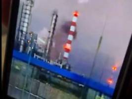 zweiter angriff in kurzer zeit: ukraine attackiert russische raffinerie weit hinter der front