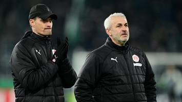 Live! Dieser Startelf vertraut St.-Pauli-Trainer Blessin in Köln