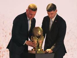 Glosse: Das Streiflicht: Der Pokal für Trump und seine kaltschnäuzige Vorgeschichte