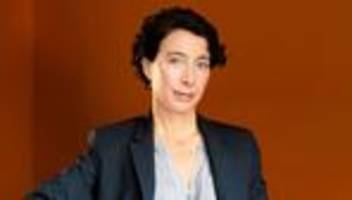 ayelet gundar-goshen: vielleicht sind worte doch noch nützlich