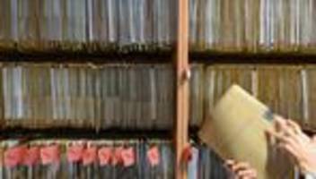 bürokratie: zahl der gesetze um acht prozent in vier jahren gewachsen