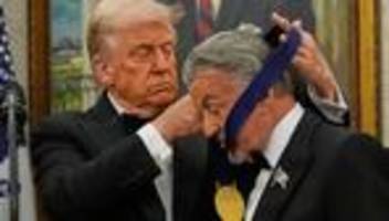 Kultur-Auszeichnung: Sylvester Stallone und Rockband Kiss zu Gast im Weißen Haus