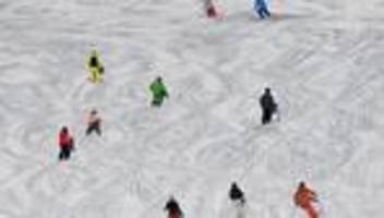 Tödlicher Sturz: 16-Jähriger beim Skifahren in Österreich tödlich verunglückt