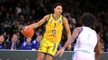 Kayil führt Alba zum zehnten Sieg in Serie