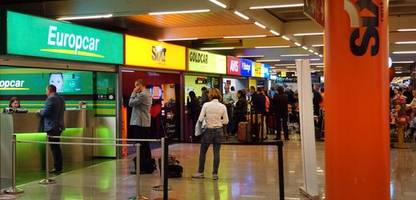 mietwagenpreise steigen zu weihnachten um mehr als ein sechstel