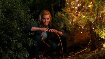 „oh. what. fun.“: michelle pfeiffer zieht den stecker