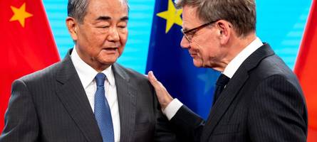 Wadephul an Peking: Druck auf Moskau wegen Ukraine erhöhen