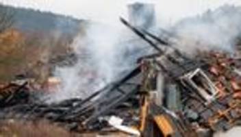 oberpfalz: explosion in chamerau: ermittlungen zur ursache dauern an