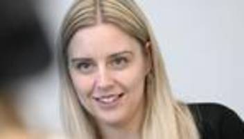 Rakete von Jeff Bezos: Mit Behinderung ins All: Deutsche will Signal für Inklusion