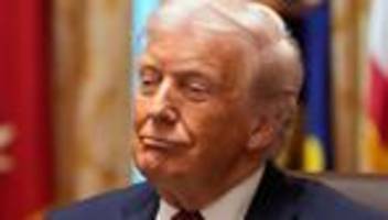 US-Militärschläge in Karibik: Bootsangriff: Trump stärkt unter Druck geratenen US-Minister