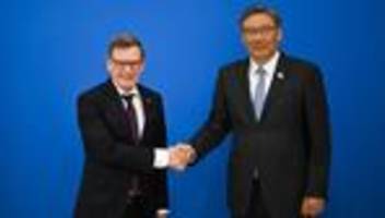 Chinareise: Johann Wadephul betont Notwendigkeit von Freihandel mit China