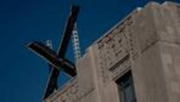 X lässt EU-Kommission keine Anzeigen mehr schalten