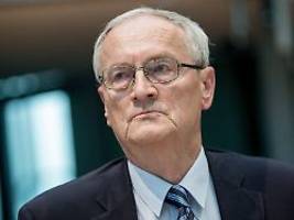 Kontakt zu Block-Entführer: Bericht: Ex-BND-Chef Hanning leitete Kinderpornografie weiter