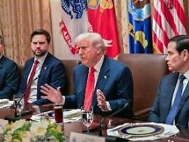 Presse zur Sicherheitsstrategie: Die USA von Donald Trump brechen mit Europa