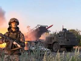 Zeit durch Sanktionen verkürzen?: Russland könnte für nur noch 18 weitere Monate Krieg Geld haben