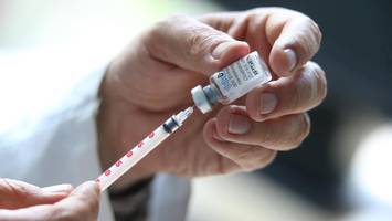 bis zu 20 attacken im monat: wie die spritze veronikas leben veränderte