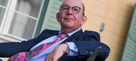 Bestseller-Check: Denis Scheck findet Meistererzählung und Gewaltexzesse in den Top Ten