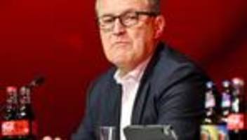 Bundesligisten gegen DFB: Frauenfußball-Zoff: Bayern-Boss mit Ansage an DFB-Präsident